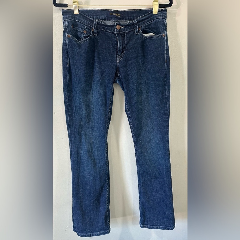 Levi's Dark Blue Straight Leg Women's Jeans size 9 (Junior)